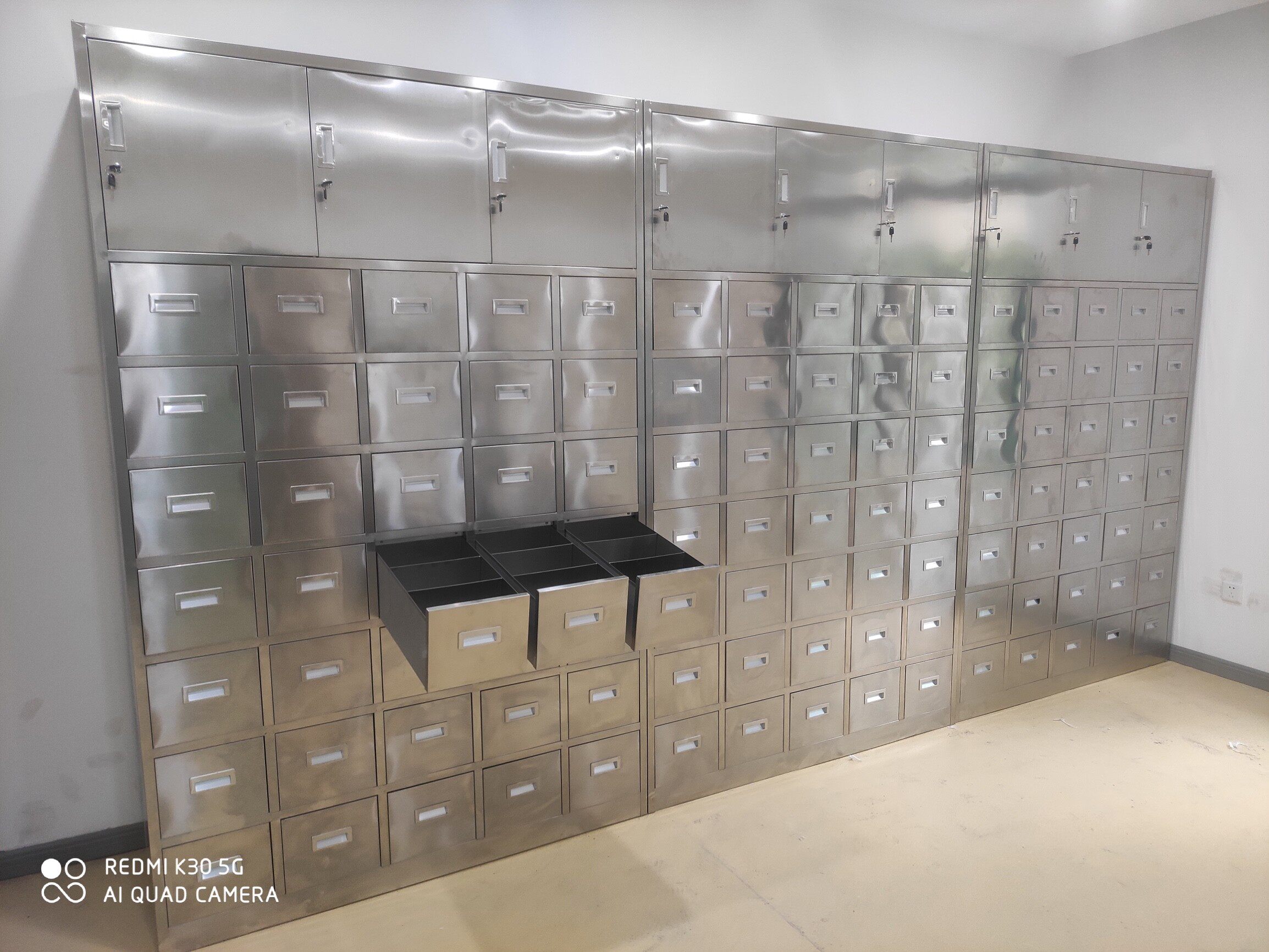 厂家直销201/304不锈钢35斗中药柜中医药橱柜药房多斗处置台定制