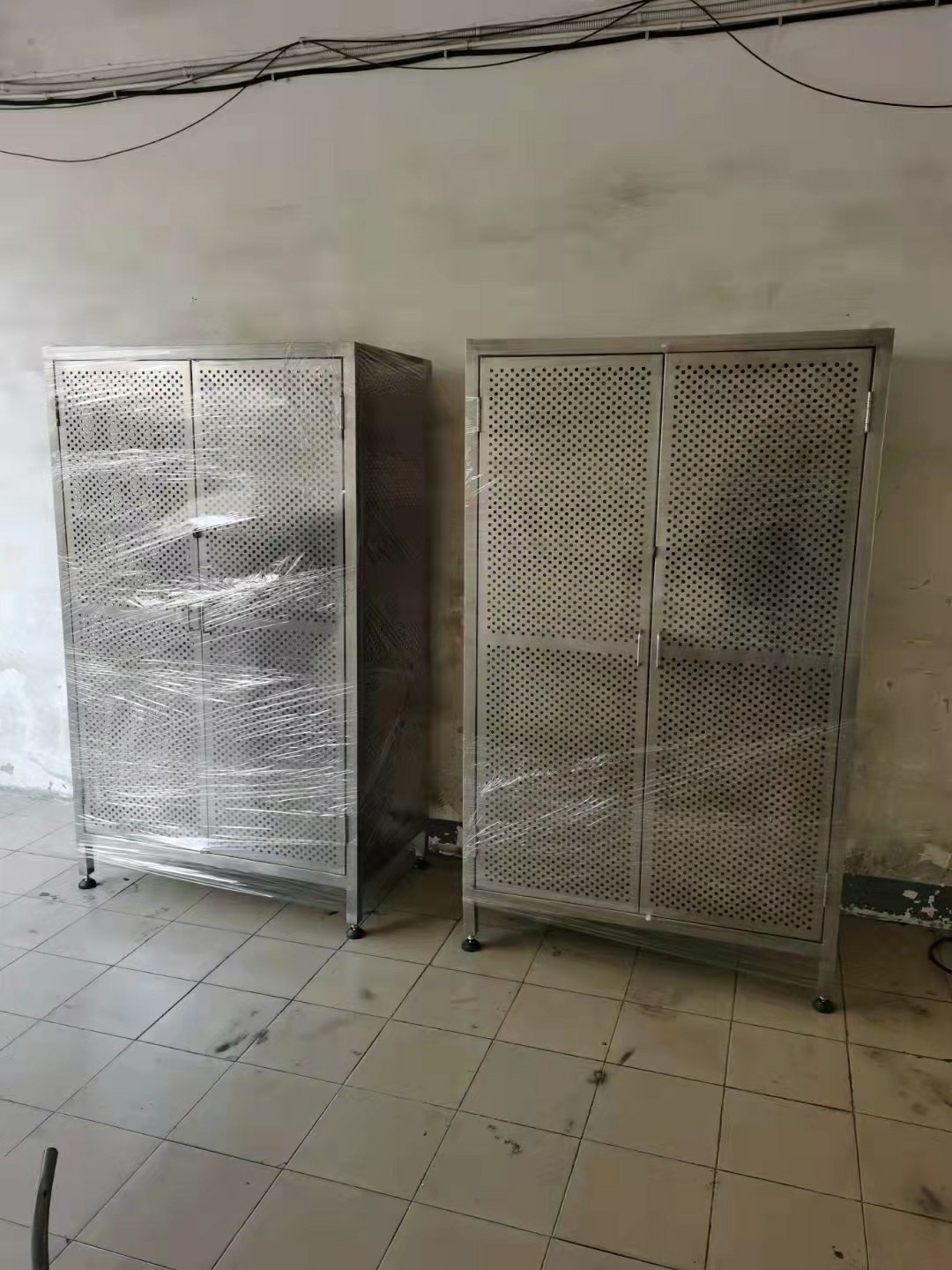 定制304不锈钢双门橱柜商用透气餐具柜保洁柜家用厨房储物收纳柜