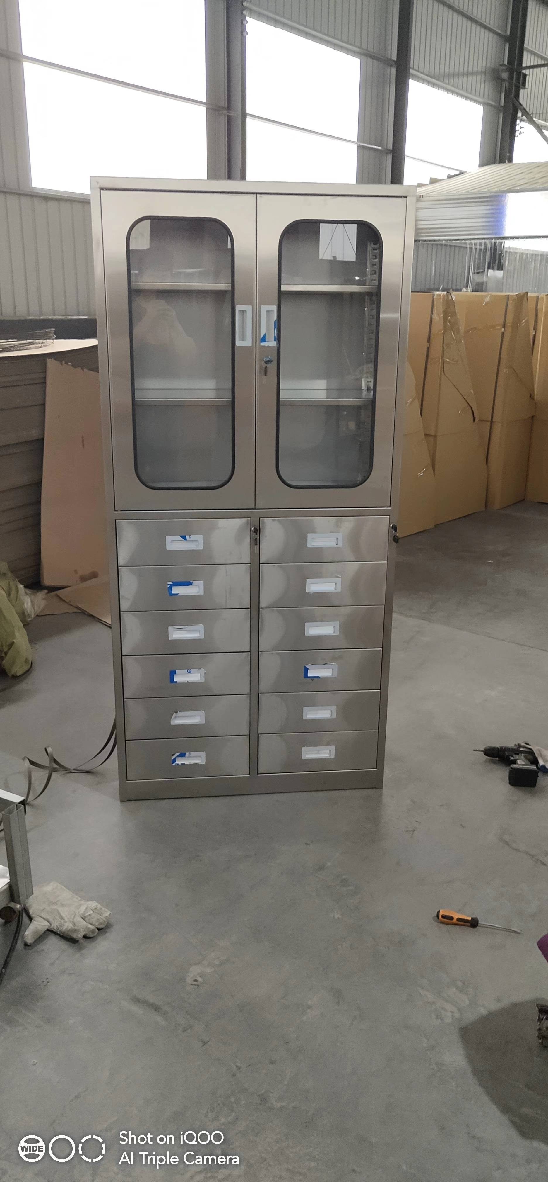 定制304不锈钢十二斗带锁西药柜医用药品器械柜办公文件储物柜子