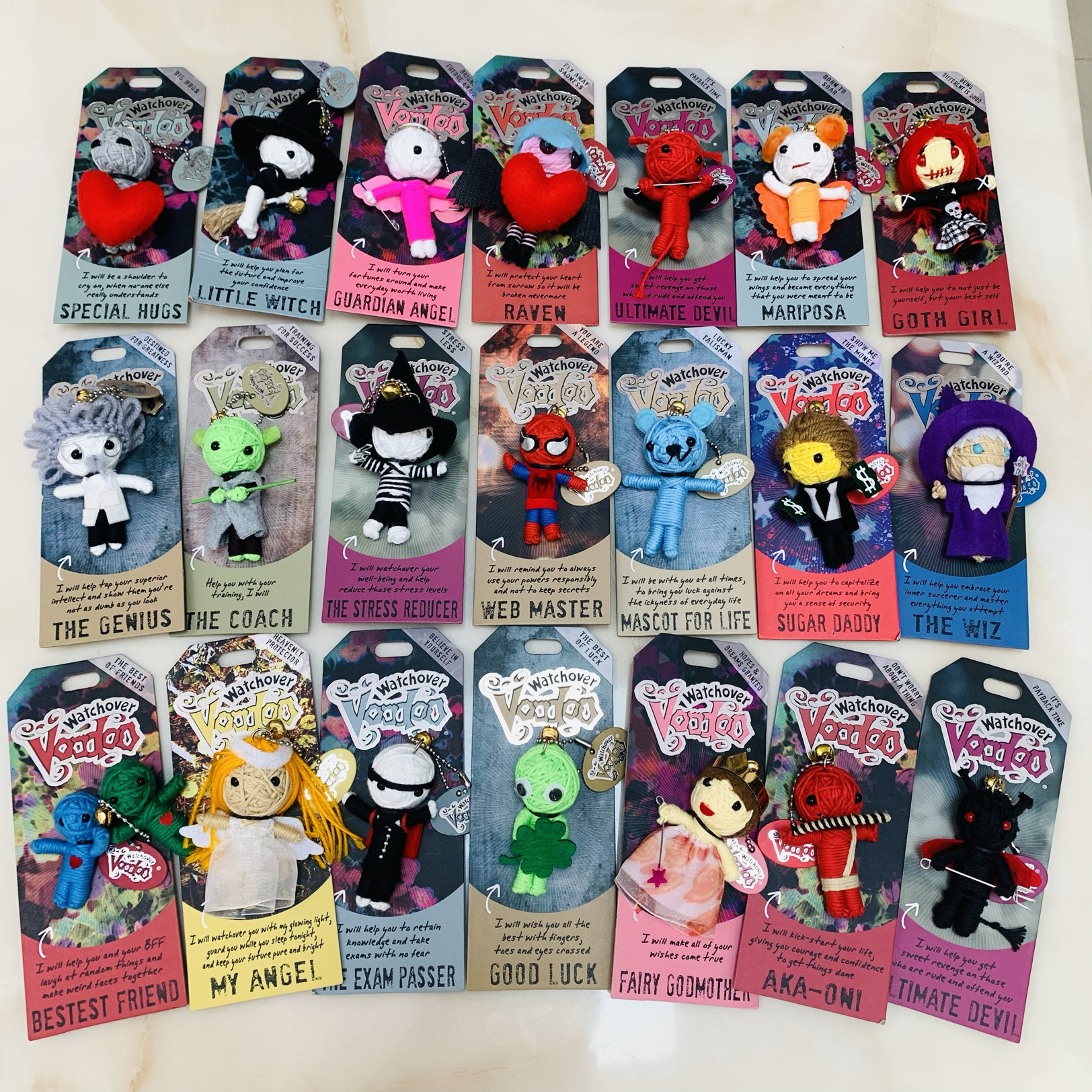 コレクション：トレンディなDIY編み込みミイラ魔女人形ぬいぐるみキーホルダー - ストーリーカード付き