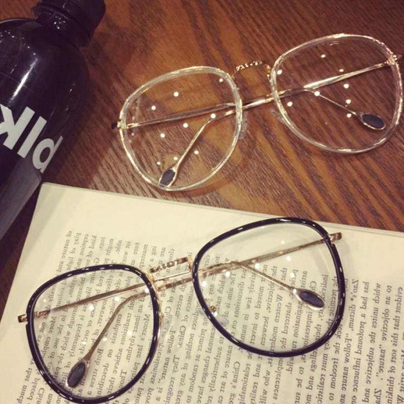 Korean version Art and art oversized frame large face Slim Glasses Round Frame Woman Retro Metal Transparent Flat Light Frame Tide People Glasses