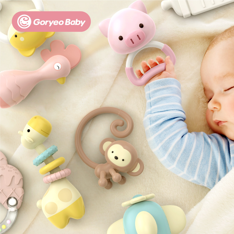 Tooth retainer Hand bell 0-3-6 months 1 year old baby grip early education puzzle to appease the newborn bite baby toy