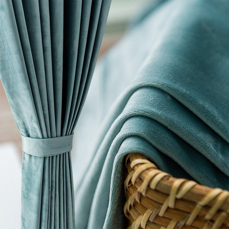 2020 New Nordic Light Lavish Velvet Meat Pink Bedroom Sky Goose Down Cloth Shading Custom Curtain Finished Product Brief