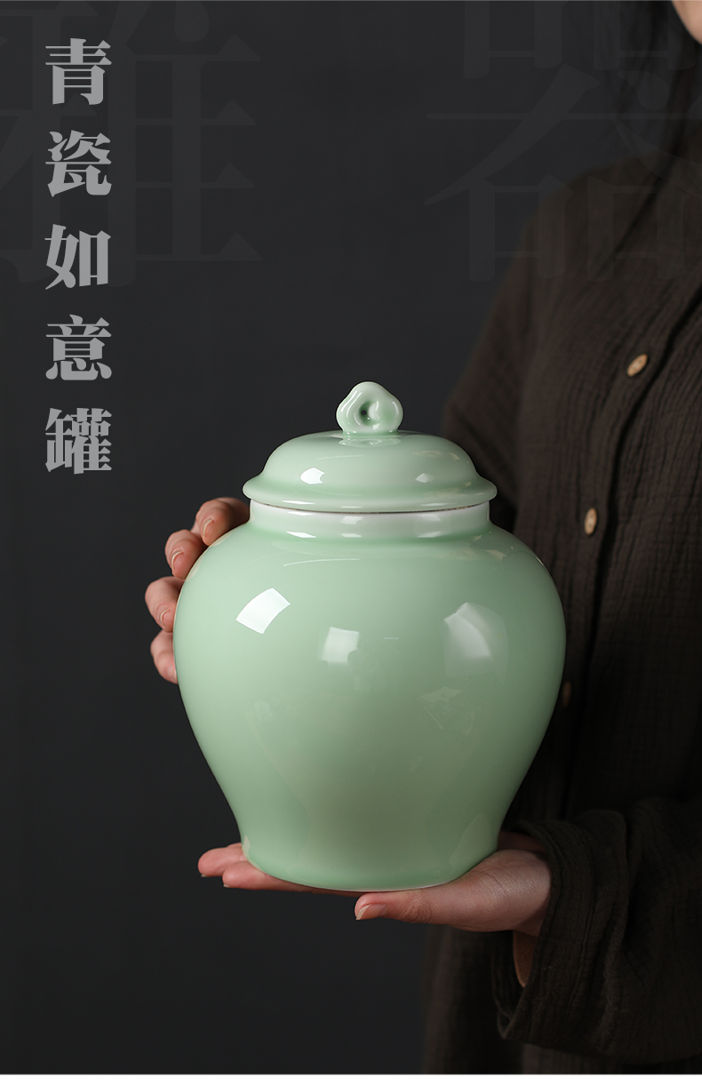 Celadon caddy fixings seal pot 1 catty ceramics is a large green tea pu - erh tea general empty cloth gift box packing