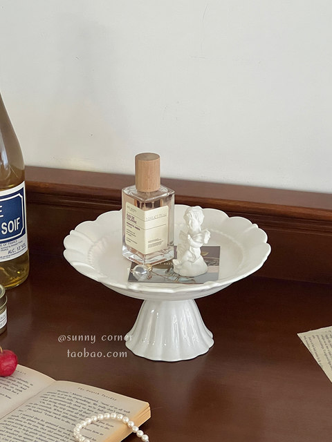 French retro high-foot ceramic tray ornaments perfume cosmetic jewelry display storage tray desktop storage tray