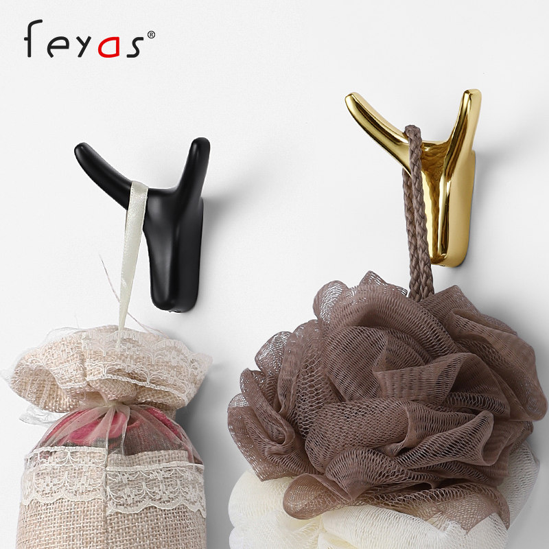 Wardrobe hook Nordic wall hanging wall coat hat hook clothes shoe cabinet entryway hanging clothes hook single horn creative punching hole