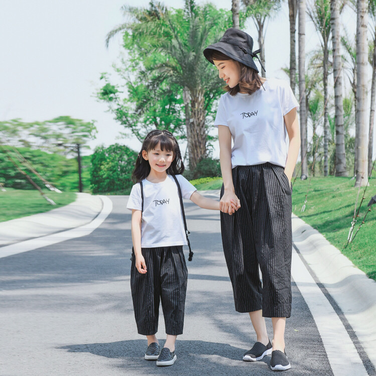 2023 Summer Dress New Fashion Loose Foreign Pistachio Clothing Pure Cotton White T-Shirt Seven-minute Pants Mother Women Dress Suit Tide-Taobao