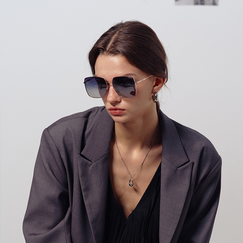 Polaroid Polarized Sunglasses, High-Definition Nylon Lenses, Metal Frame, Women's Sunglasses, Uv Protection 0035