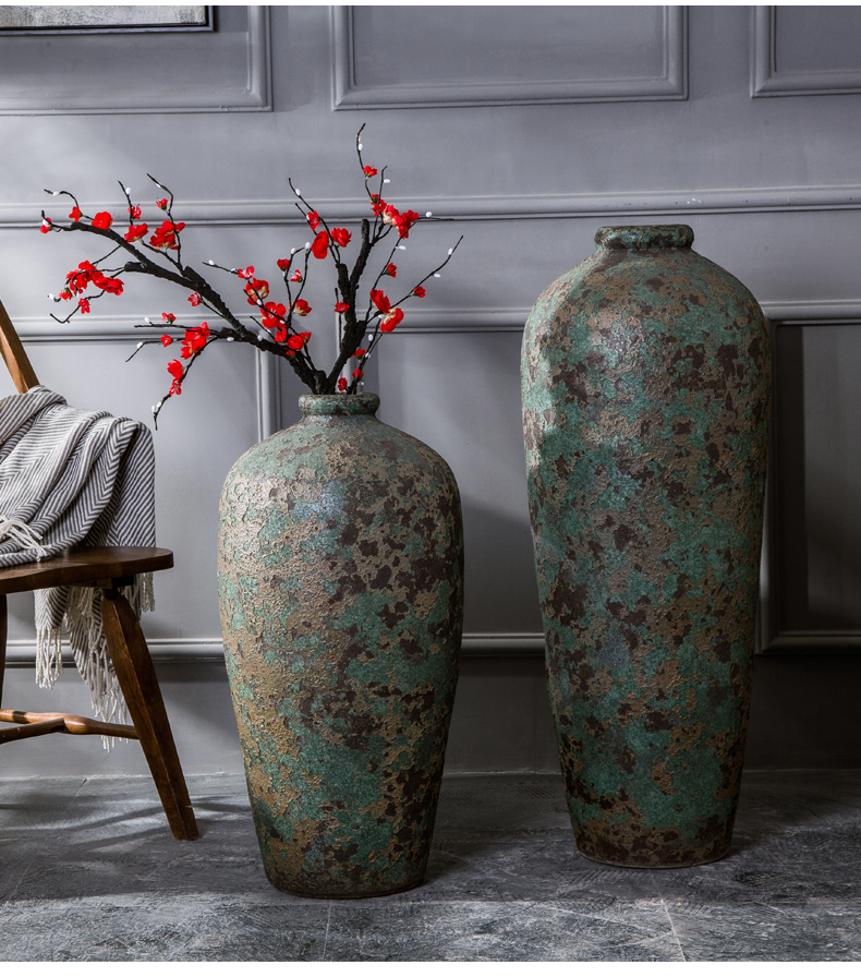 Jingdezhen ceramic vase landing restoring ancient ways do old flower arrangement sitting room adornment small name plum bottle furnishing articles pottery by hand