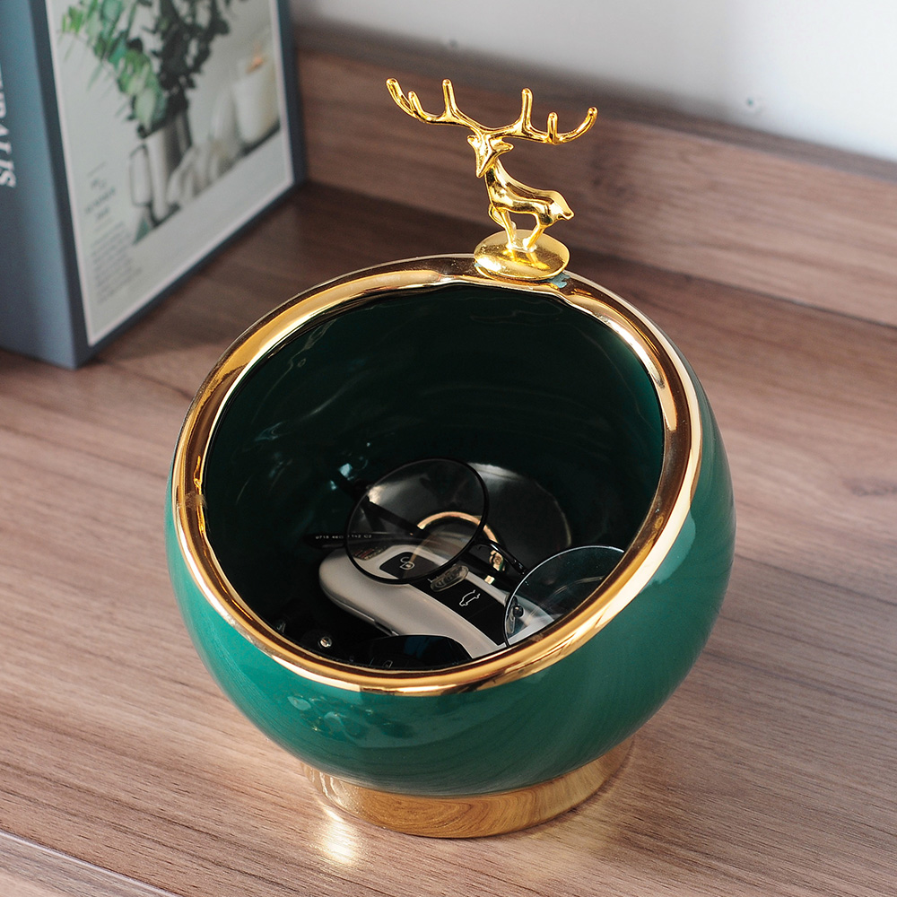 Light luxury little golden deer storage decoration creative porch living room key plate fruit plate Nordic home ins birthday gift