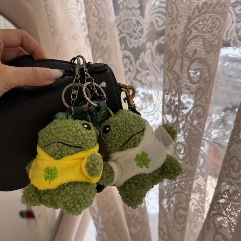 Cute New Sweatshirt Frog Keychain Plush Pendant Doll Gift Bag Pendant Ornament Toy Couple