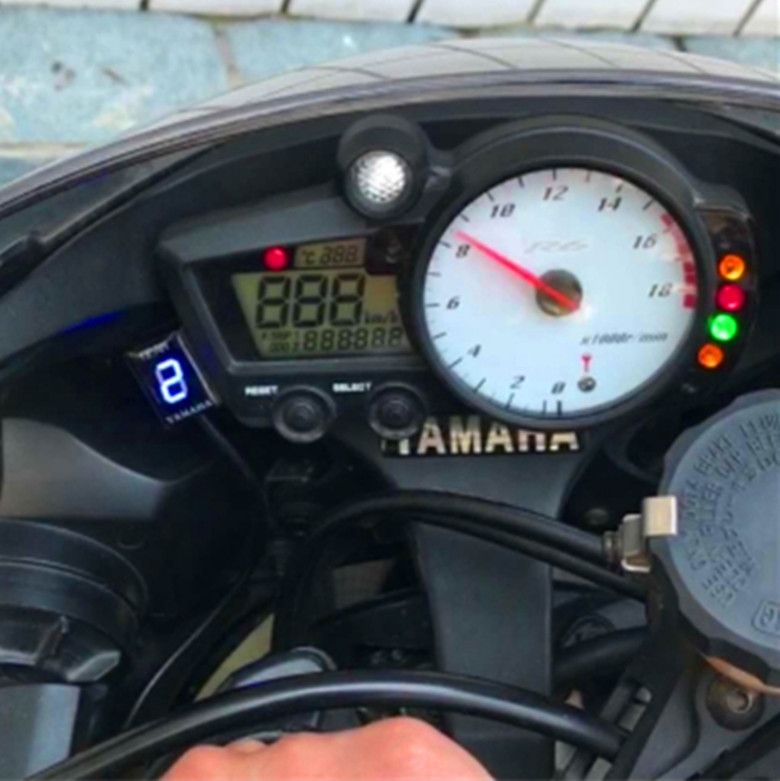 Apply YAMAHA Mountain leaf FZ1 XJ1300 FZ6 FZ6 Universal Display Stall Display Waterproof