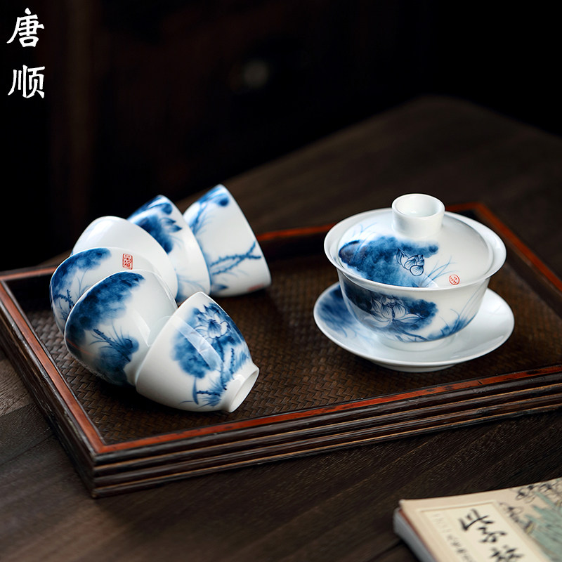Hand-painted lotus ceramic kung fu cover bowl tea cup home drinking tea tea cup blue and white tea set tea three talents bowl set
