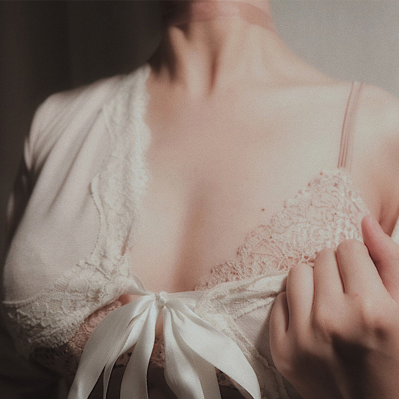 Venus blessing sexy lace French lingerie women's show breast small thin model no underwire big chest small bra set