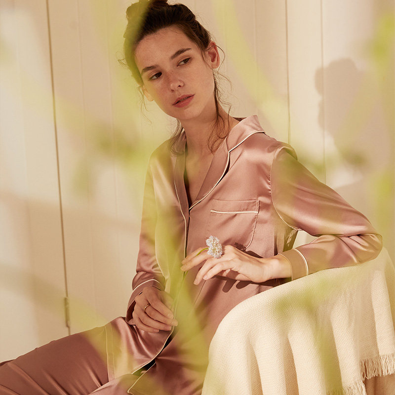 Venus Blessings Spring Summer Thin style Long sleeves casual pyjamas suit can be worn outside wearing loose house Two sets of women