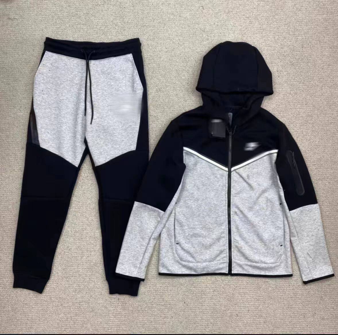 Overseas suit outer wear new men's knitted sports training leisure windproof sweater hooded suit versatile