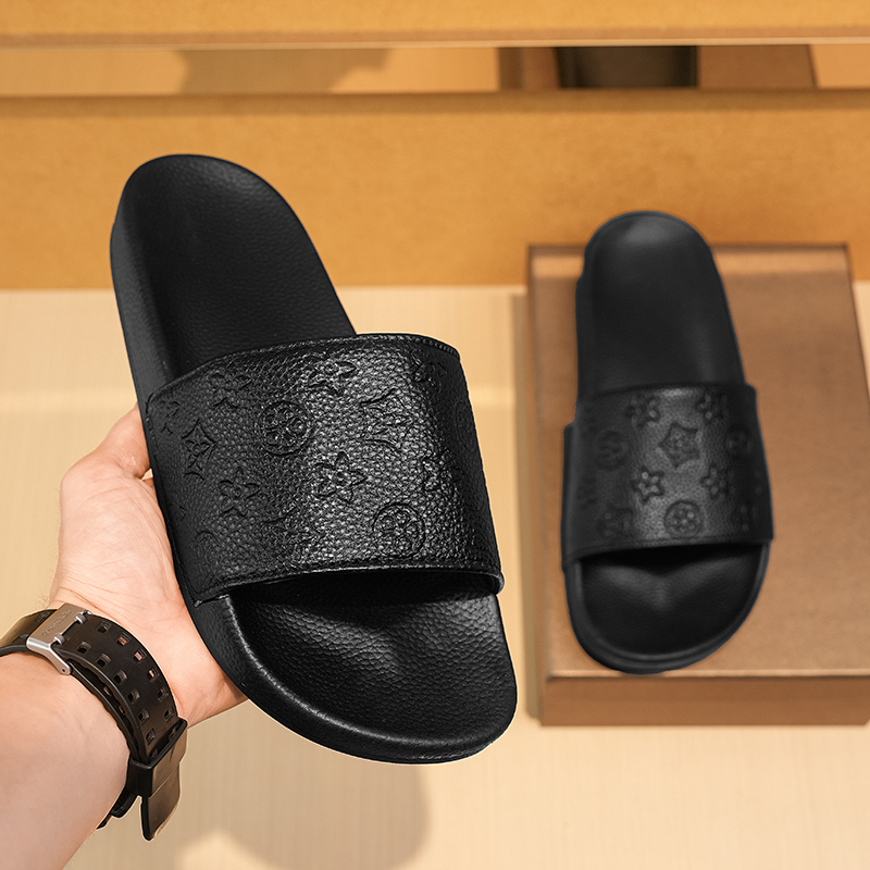 Fashion Trendy Ins-Style Slip-On Sandals for Men, Beach Shoes for Outdoor Wear, Non-Slip, Light Luxury Casual Sandals, Monogram Fkg&Lv8