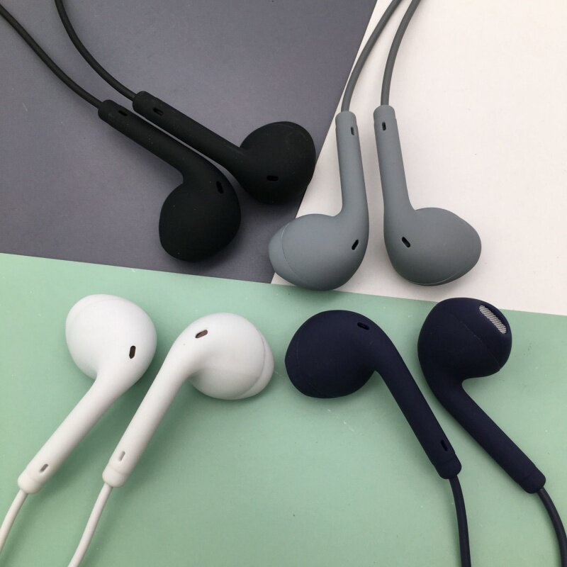 In-ear headphones wired high-value in-ear student round socket