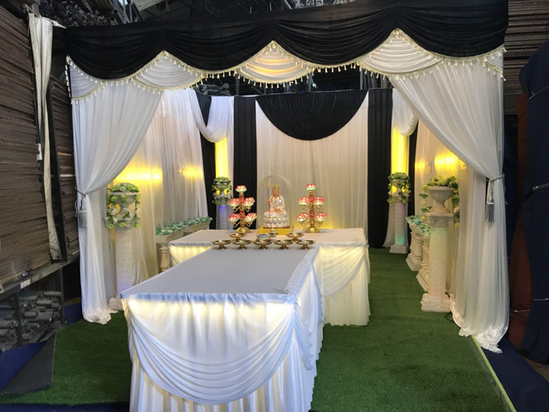 White matter Lingtang Background Mantle Funeral Funeral Funeral Funeral Funeral Hearshed Placement full set of curtain cloth Funeral Decorative Clot Curtain