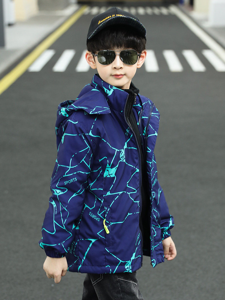 Children's wear boys stormwear 2020 autumn and winter clothing new children casual three-in-one plus plus thick coat