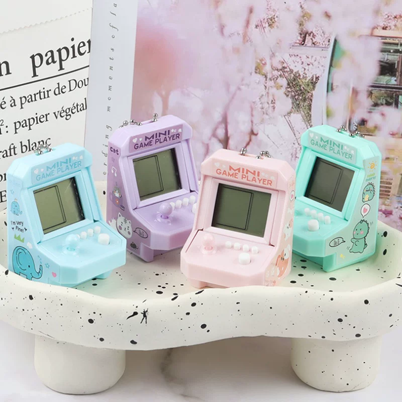 Retro Mini Games Player Handheld TetrisGame Console Keychain