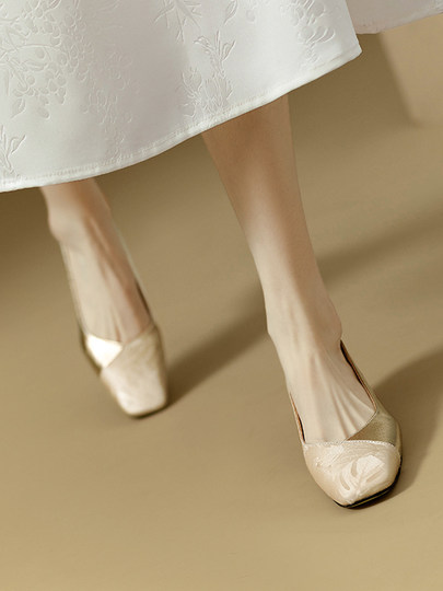 Очень удобные новые женские сандалии в китайском стиле с цветными блоками, квадратным носком, закрытым носком, летние ретро-универсальные туфли из натуральной кожи на массивном каблуке без задника.