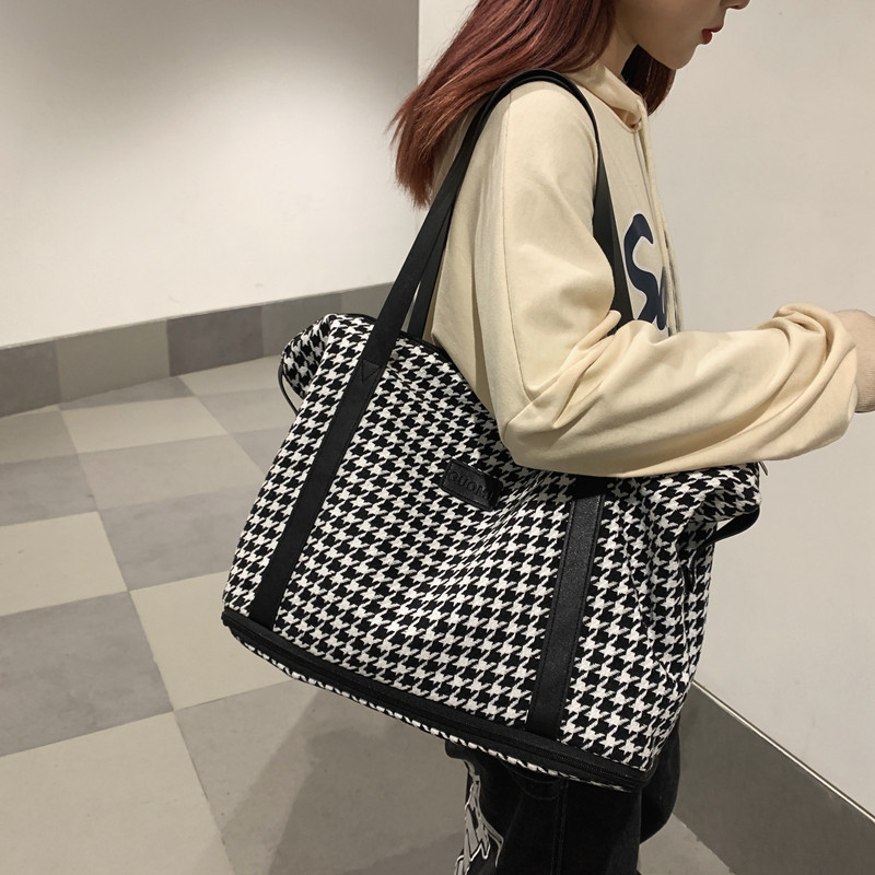 Mobile Large Capacity Travel Bag Woman Short Trip Luggage Bag Light To Be Produced With Sports Fitness Bag Yoga