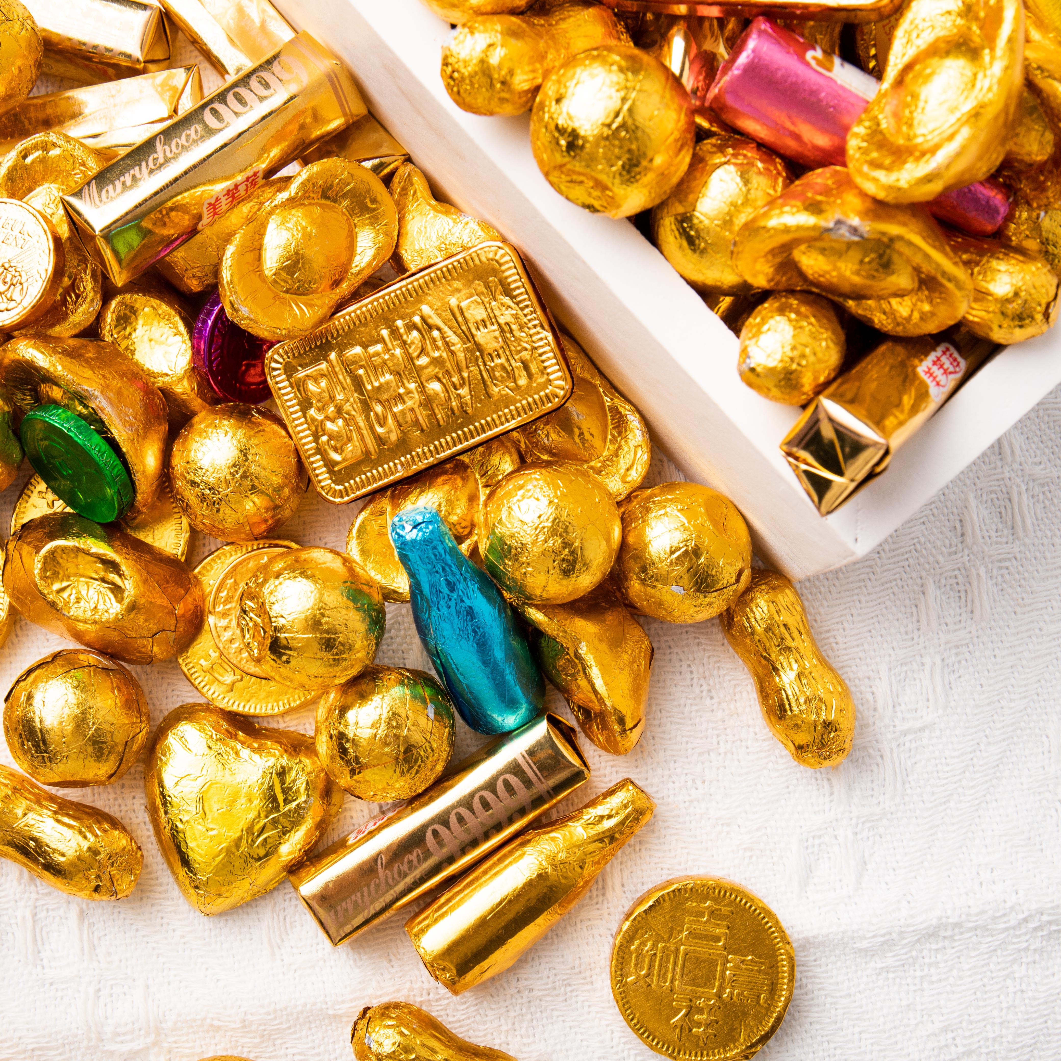 Gold Coin Chocolate Cake Decoration Swing Accessories Meta Bao Peanuts Gold Bars Round Balls Gold Fish Wedding sweets Delight Sugar Cookies
