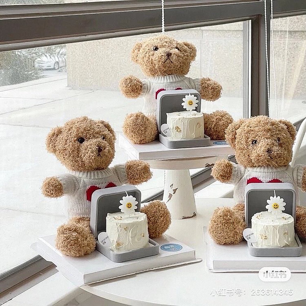 New Year's Eve Valentine's Day Ring Cake Decorations in the Wind Net Red Jewelry Box Courseman White Dessert Boxes Dress Up