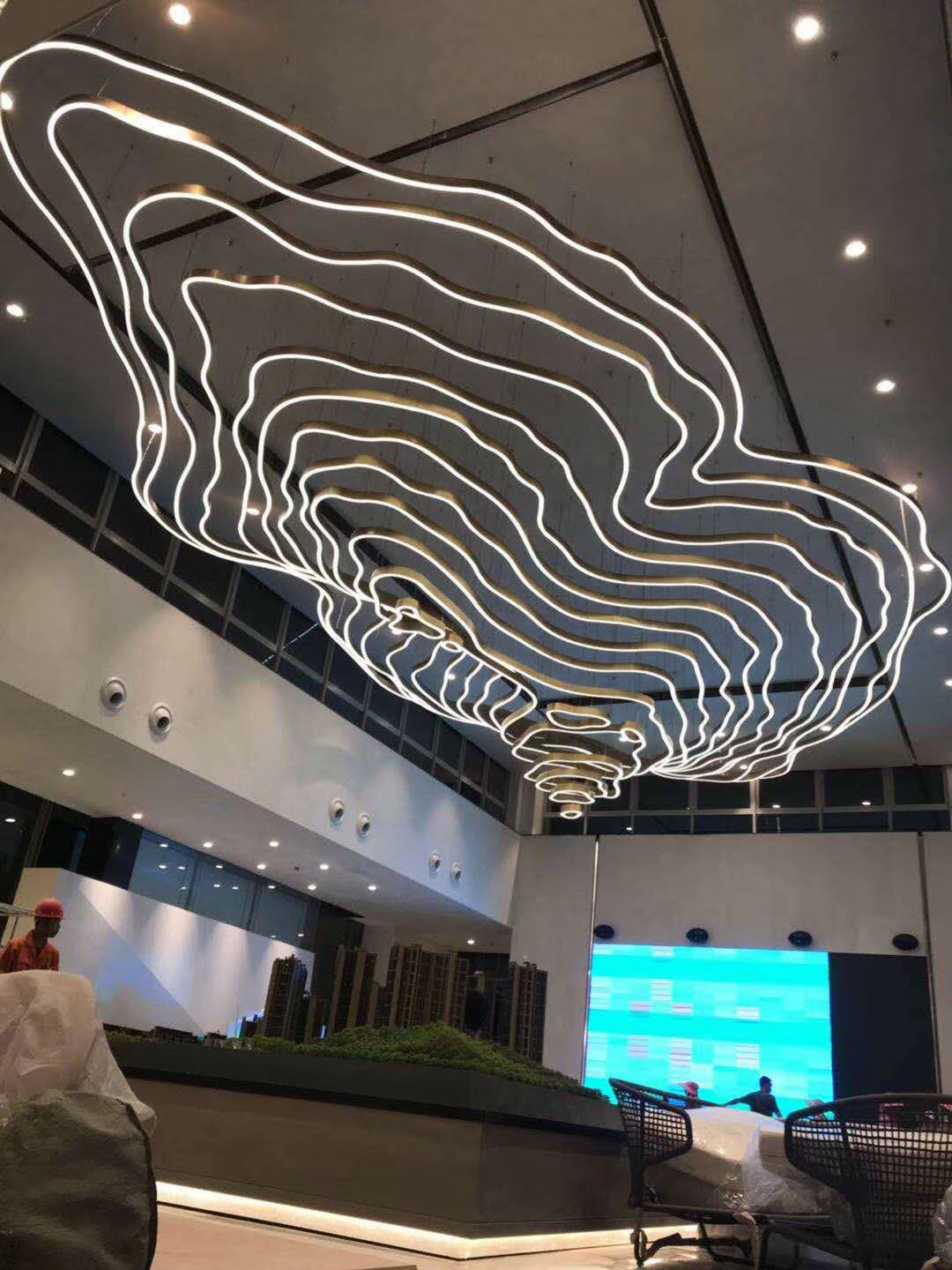 Aluminum Large Engineering Chandelia Hotel Sarpan Conference Room Sample House Display Center Foyer Anomalous Yunduo Creative Art Chandelia