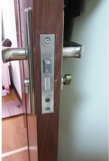 Door lock Household universal door lock Bedroom stainless steel door handle handle free change hole wooden door lock