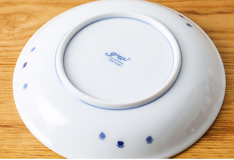 Japan imports ceramic bowl express cat pattern is 19.5 cm in shallow dish dish dish dish word "dumpling"