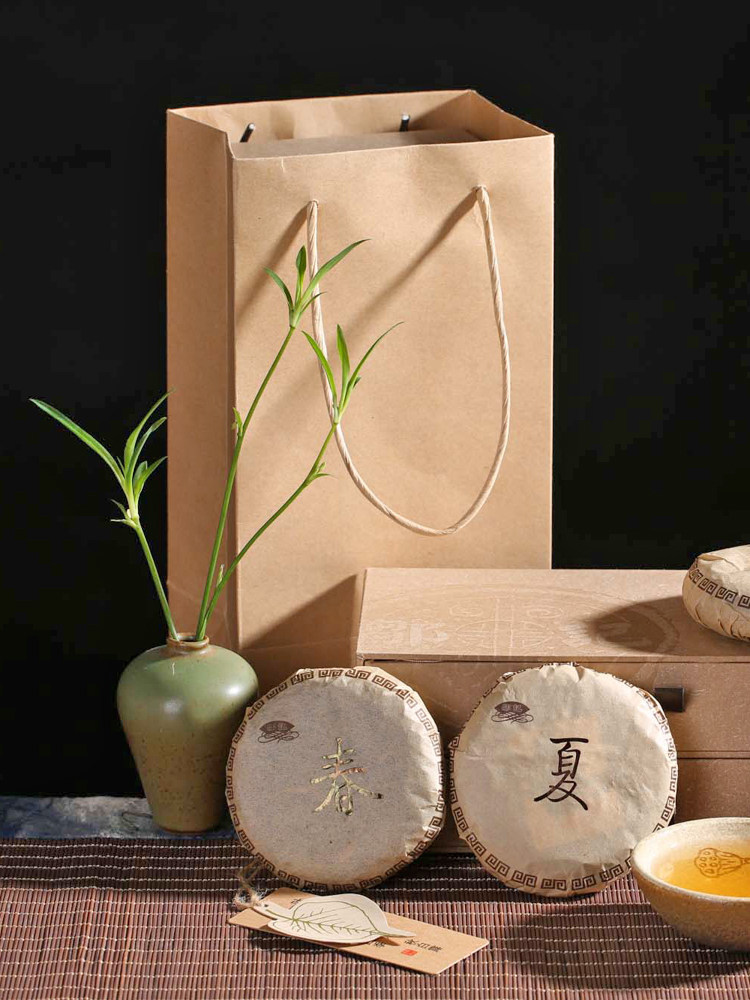 Zou remember Pu'er tea leaf gift box leaves on the four seasons 3 tablets x100 Kga Tutau tea bowl Yunnan specie gift