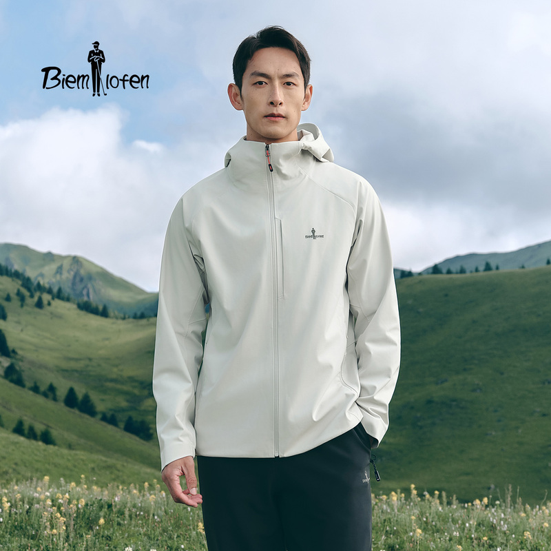【Soft Shell】Biyinlefen Men's Three-Proof Fleece-Like Casual Commuting Hooded Outdoor Waterproof Jacket 【Soft Shell】Biyinlefen Men's Three-Proof Fleece-Like Casual Commuting Hooded Outdoor Waterproof Jacket