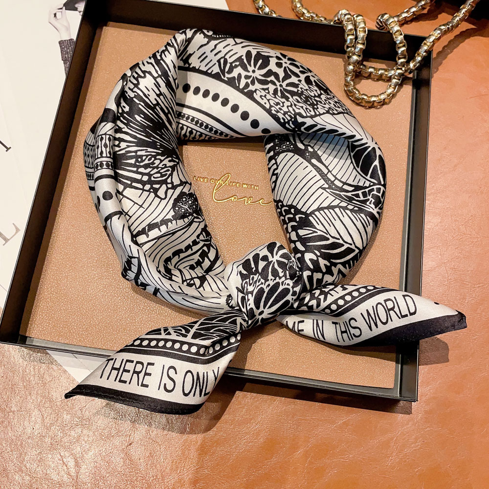 Classic black and white Hangzhou silk scarf female spring and autumn towel 100 % sand silk towel silk silk silk silk silk silk scarf female spring and autumn scarf