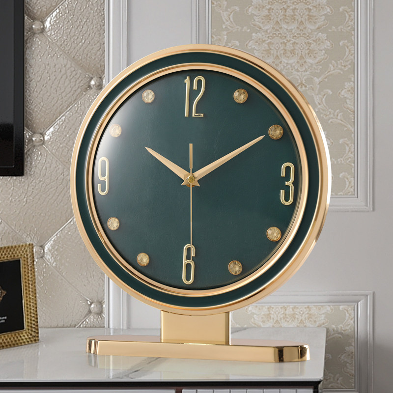 Light luxury high-end Nordic clock creative personality desktop grandfather clock living room fashion clock ornament home desk clock