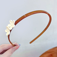 Два бежевых