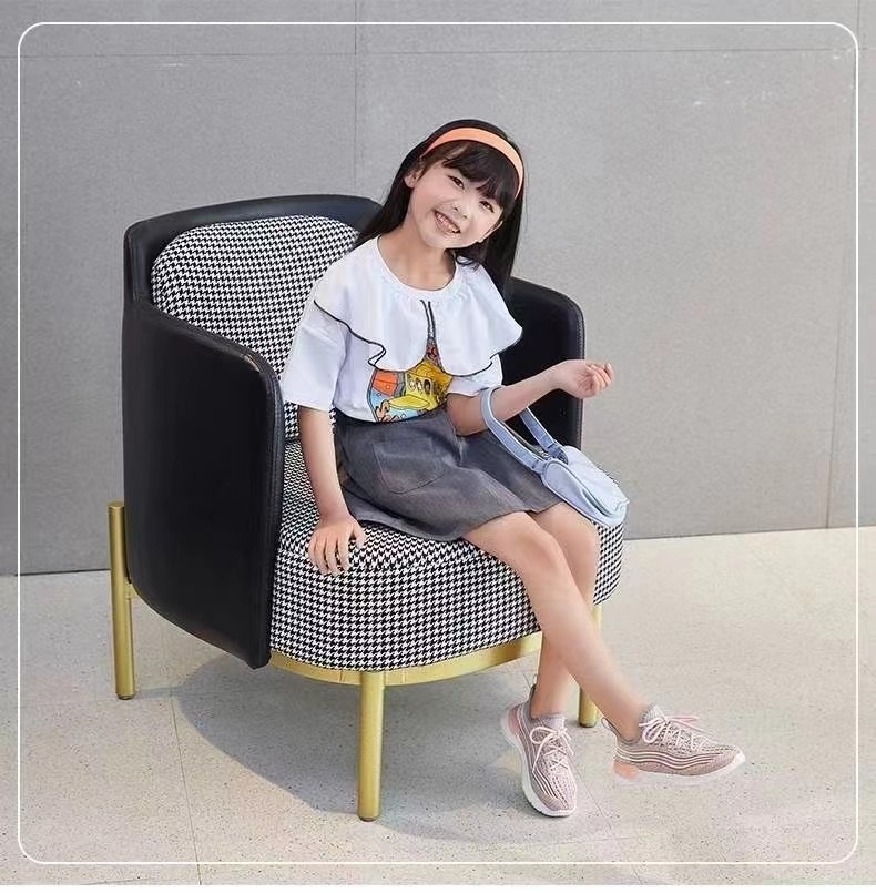 Nordic single sofa light luxury sample house exhibition center negotiation sofa coffee table combination business reception sofa clear bar thousand grid birds