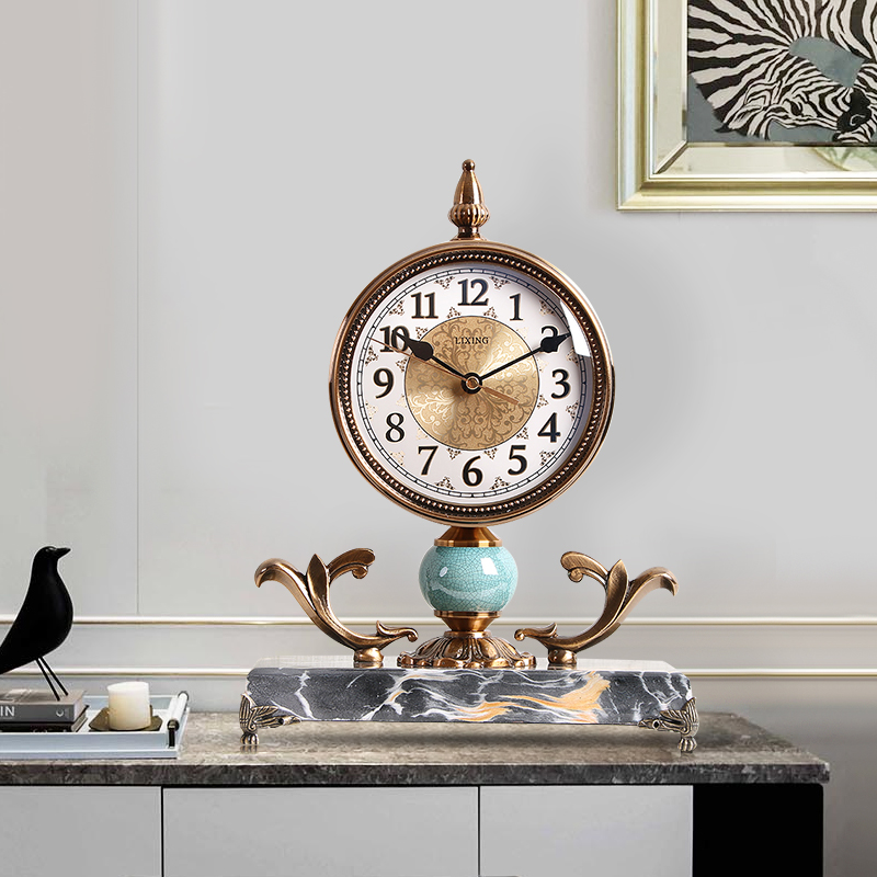 European Style Watch seat clock pendulum piece Living room Home Desktop American light extravaganza Nordic creative fashion seat clock mute clock