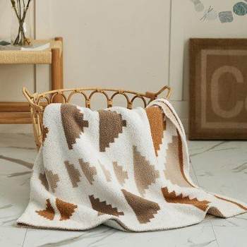 Ins autumn and winter warm half velvet casual blanket velvet blanket sofa cover blanket blanket bed with bed tail towel camping blanket