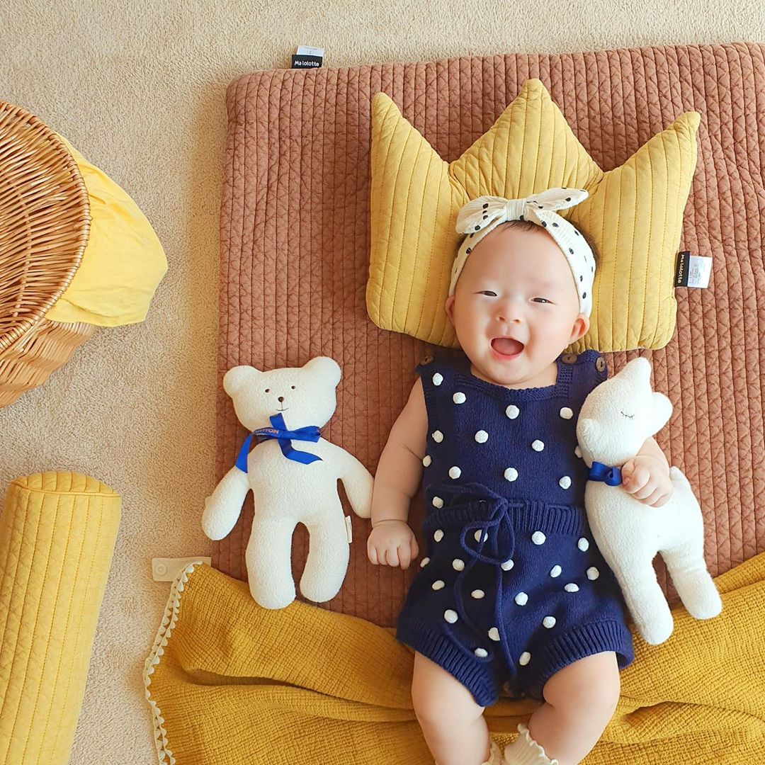 South Korean imports malolotte baby sizing pillows baby shaping pillow type corrective sleeping round head for 3-12 months