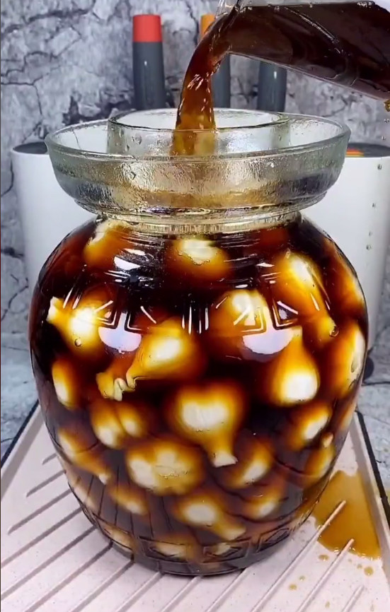 Rice wine soy sauce fermentation tank sealed barrel wine jar jar water sealed jar soda wine glass pickled tank kimchi Large Capacity