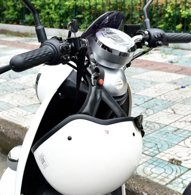 Bicycle handle artifact anti-theft buckle motorcycle front hook electric car hook universal punch-free helmet