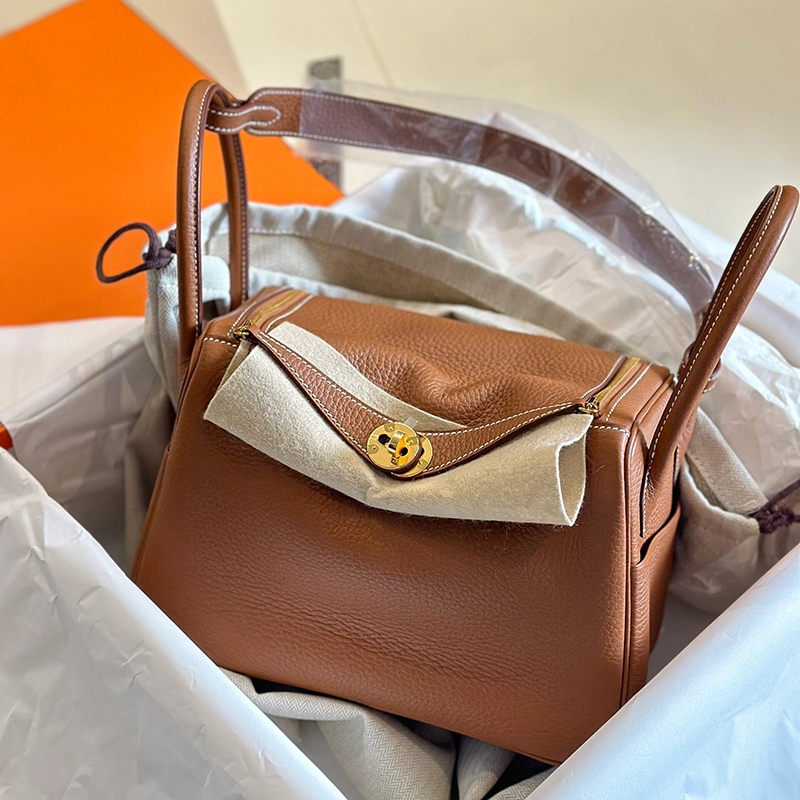 Purely Handmade Wax Thread Imported Tc Leather Lindi Bag 2026 New Mini Women's Bag Single Shoulder Crossbody Small Bag Doctor Bag for Women