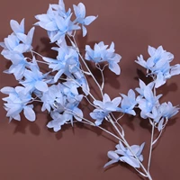 Потолок лили-голубой