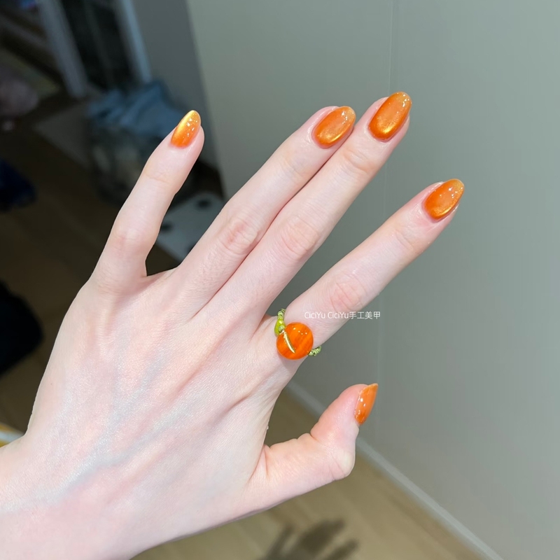 [Orange Soda] Summer Orange Glass Bead Cat-Eye Whitening Effect, Elegant and High-End Short Style Handmade Press-On Nails
