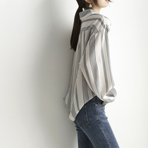 Spring autumn 2022 new snow-spinning retro-striped shirt woman sunscreen lady shirt with long sleeve blouses retro