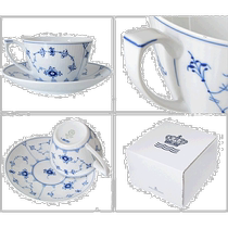 Japan direct mail Royal Copenhagen Royal Copenhagen flat edge Tangcao tea cup and saucer 280ml 2 pieces