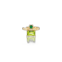 Japanese direct mail Japanese trend Star JewelryK10 earrings GREEN LINKS number: 2JE0159