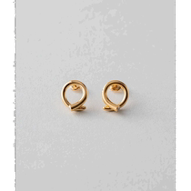 Japanese direct mail ete womens hoop diamond earrings. Remarkable and light design. Trendy fashion accessories.